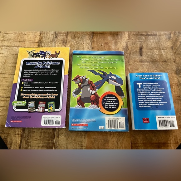 4 Pokémon books plus bonus Pokémon activity book with stickers - Picture 15 of 16